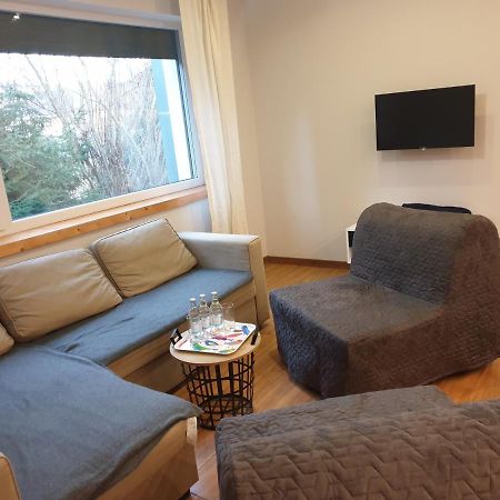 Maly Apartament W Zieleni Blisko Jeziora Sroda Wielkopolska Exterior photo
