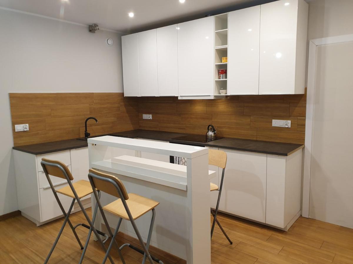 Maly Apartament W Zieleni Blisko Jeziora Sroda Wielkopolska Exterior photo