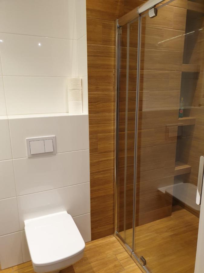 Maly Apartament W Zieleni Blisko Jeziora Sroda Wielkopolska Exterior photo
